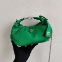 Imitation 1:1 Prada Re-Edition 2005 nylon shoulder bag 1BH172 green Tl6128LT32