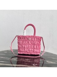 Prada Re-Edition nylon Tote bag 1BG321 pink Tl6279tg76